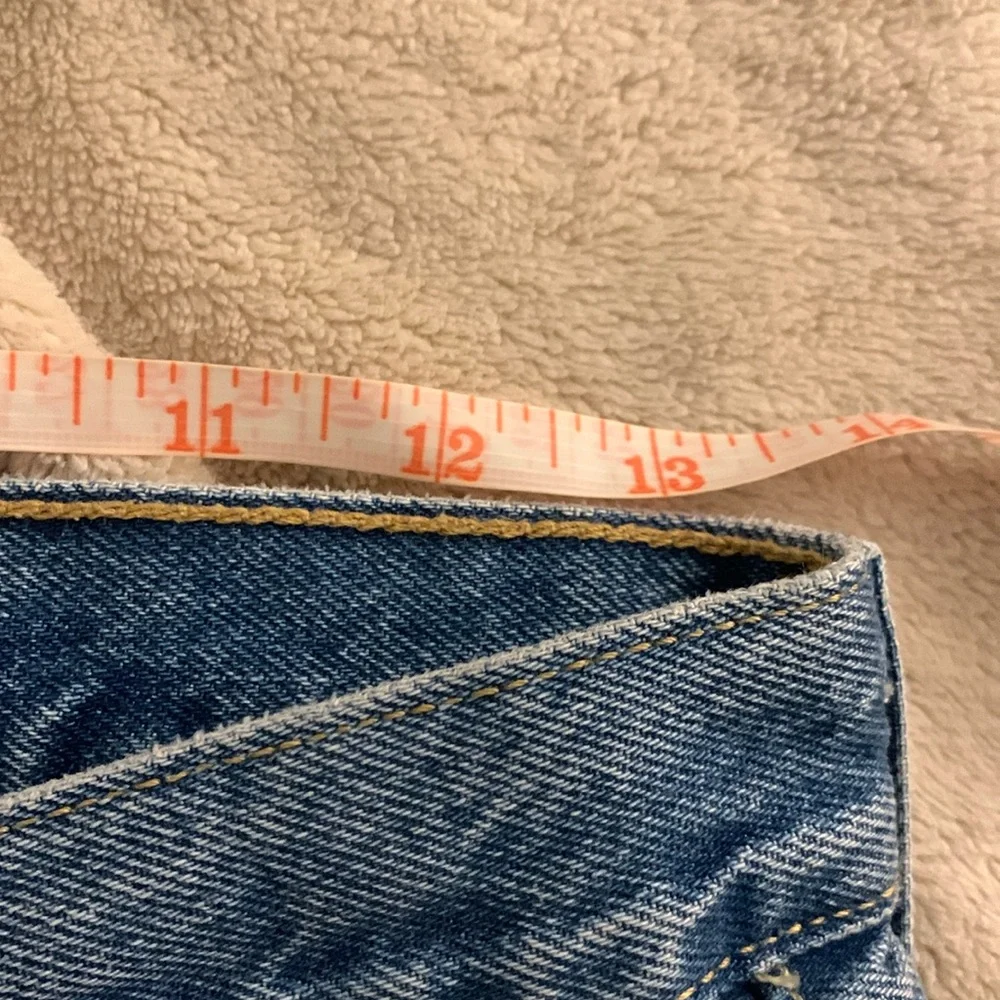 Levi’s 501 heart patch jeans, size 27, tts, like new! - Picture 5 of 12